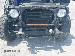 2017 Jeep Wrangler Sport z VIN 1C4AJWAG0HL618140, wystawiony jako IAAI lot #42582104 z przebiegiem 77 883 mil mil oraz . Historia ofert i sprzedaży dostępna na DreamBid. Obrazek 6.