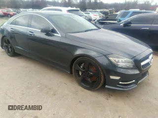 2013 Mercedes-Benz CLS-Class CLS 550 with VIN WDDLJ7DB0DA068769, listed as a IAAI auction lot 35825502 with 89,802 mi miles. Bid and sale history available at carsss.com. Image 1.