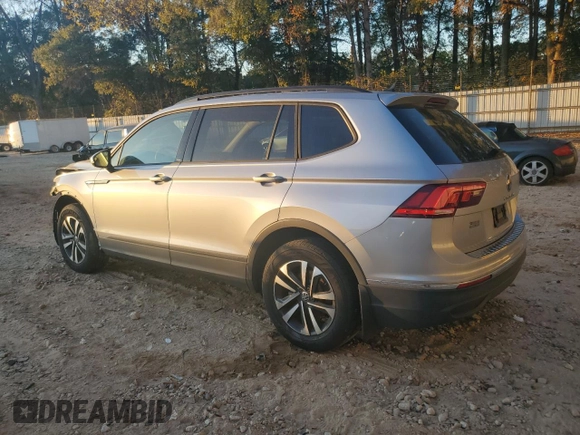 2024 Volkswagen Tiguan S with VIN 3VVRB7AX3RM005811, listed as a Copart auction lot 79413694 with 27,749 mi miles and Clean Title. Bid and sale history available at carsss.com. Image 2.