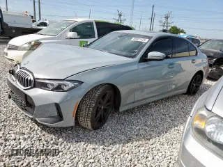 2023 BMW 3 Series 330i xDrive z VIN 3MW89FF02P8D06293, wystawiony jako Copart lot #56801425 z przebiegiem 39 393 mil mil oraz Szkoda całkowita • Salvage title. Historia ofert i sprzedaży dostępna na DreamBid. Obrazek 1.