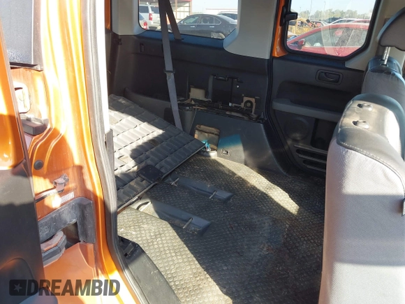 2006 Honda Element EX-P with VIN 5J6YH18746L010874, listed as a IAAI auction lot 40560364 with 222,233 mi miles and . Bid and sale history available at DreamBid. Image 8.