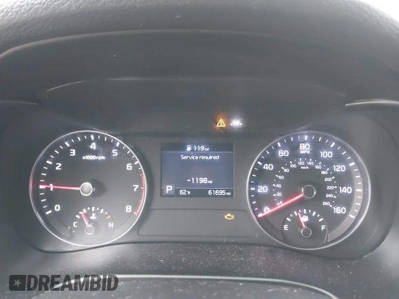 2020 Kia Forte LXS z VIN 3KPF24AD6LE232630, wystawiony jako IAAI lot #42107427 z przebiegiem 61 695 mil mil oraz . Historia ofert i sprzedaży dostępna na DreamBid. Obrazek 7.