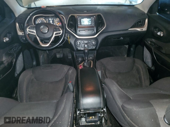 2017 Jeep Cherokee Sport with VIN 1C4PJMAB7HW563669, listed as a Copart auction lot 88067945 with 146,181 mi miles and Clean Title. Bid and sale history available at carsss.com. Image 8.