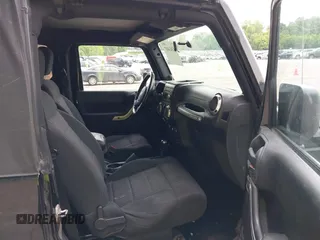 2012 Jeep Wrangler Arctic с VIN 1C4AJWBG0CL111472, выставлен на аукционе IAAI как лот 42414407 с пробегом 129 100 миль миль и . История ставок и продаж доступна на DreamBid. Изображение 5.