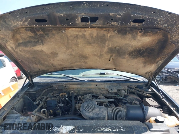2002 Ford Expedition Eddie Bauer with VIN 1FMPU18L62LA76777, listed as a IAAI auction lot 42718720 with Not provided miles and . Bid and sale history available at DreamBid. Image 10.