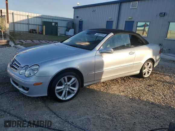 2007 Mercedes-Benz CLK 350 with VIN WDBTK56F67F226727, listed as a Copart auction lot 83053944 with 92,829 mi miles and Non Repairable. Bid and sale history available at DreamBid. Image 1.