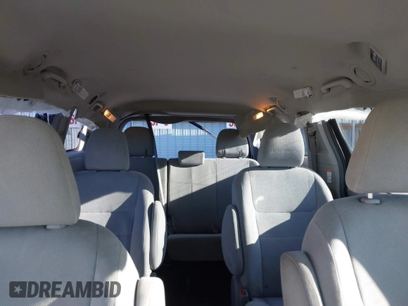 2016 Toyota Sienna L with VIN 5TDZK3DC4GS726572, listed as a IAAI auction lot 41486036 with 138,162 mi miles and . Bid and sale history available at DreamBid. Image 8.