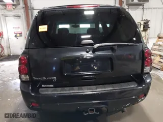 2008 Chevrolet TrailBlazer Fleet w/2FL with VIN 1GNDT13S582205123, listed as a IAAI auction lot 41697053 with 123,097 mi miles. Bid and sale history available at carsss.com. Image 17.