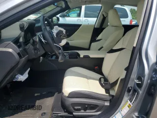 2022 Lexus ES 250 with VIN 58AD11D17NU009211, listed as a Copart auction lot 59195765 with 11,211 mi miles and Salvage title. Bid and sale history available at DreamBid. Image 7.