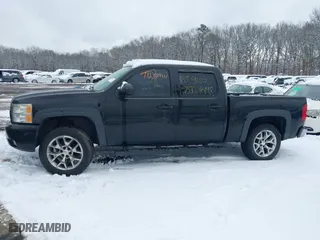 2007 Chevrolet Silverado 1500 LTZ with VIN 2GCEK13M771531683, listed as a IAAI auction lot 41558991 with 999,999 mi miles. Bid and sale history available at carsss.com. Image 13.