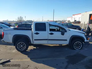 2008 Chevrolet Colorado LT w/1LT with VIN 1GCDT33E888199569, listed as a IAAI auction lot 41445435 with 141,297 mi miles. Bid and sale history available at carsss.com. Image 13.