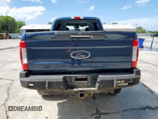 2017 Ford F-250 Lariat with VIN 1FT7W2BT1HEE01023, listed as a Copart auction lot 60861445 with 252,277 mi miles and Salvage title. Bid and sale history available at DreamBid. Image 6.