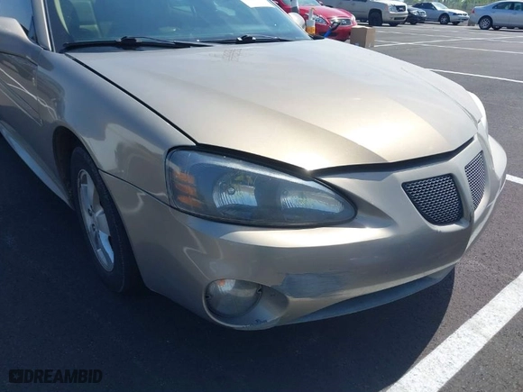 2007 Pontiac Grand Prix with VIN 2G2WP552971151953, listed as a IAAI auction lot 41996318 with 323,690 mi miles. Bid and sale history available at carsss.com. Image 6.