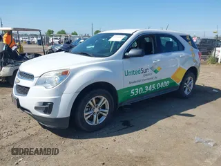 2013 Chevrolet Equinox LS z VIN 2GNALBEK2D6431414, wystawiony jako IAAI lot #42146069 z przebiegiem 118 990 mil mil oraz . Historia ofert i sprzedaży dostępna na DreamBid. Obrazek 2.