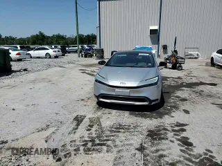 2023 Toyota Prius LE z VIN JTDACAAU8P3008794, wystawiony jako Copart lot #52682695 z przebiegiem 28 912 mil mil oraz Szkoda całkowita • Salvage title. Historia ofert i sprzedaży dostępna na DreamBid. Obrazek 11.