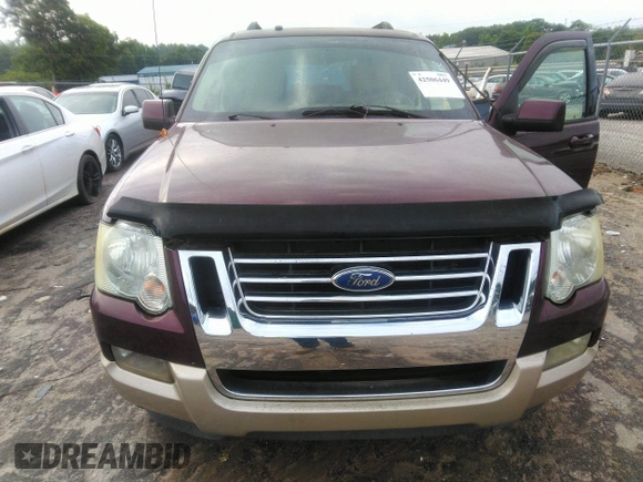 2008 Ford Explorer Eddie Bauer с VIN 1FMEU64E68UA50596, выставлен на аукционе IAAI как лот 42506449 с пробегом 130 660 миль миль и . История ставок и продаж доступна на DreamBid. Изображение 6.