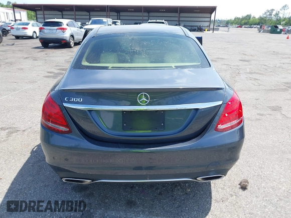 2016 Mercedes-Benz C 300 z VIN 55SWF4JB8GU116105, wystawiony jako IAAI lot #42099691 z przebiegiem 109 439 mil mil oraz . Historia ofert i sprzedaży dostępna na DreamBid. Obrazek 16.