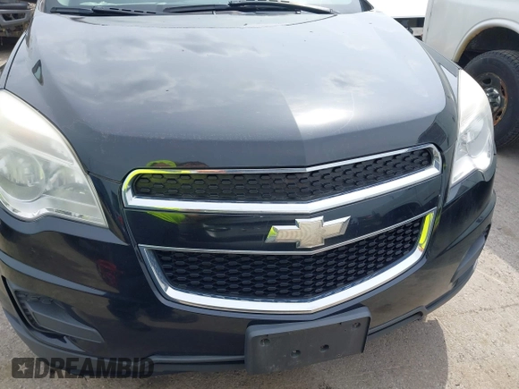 2015 Chevrolet Equinox LT with VIN 2GNALBEK3F1172299, listed as a IAAI auction lot 42149038 with 130,756 mi miles. Bid and sale history available at carsss.com. Image 6.