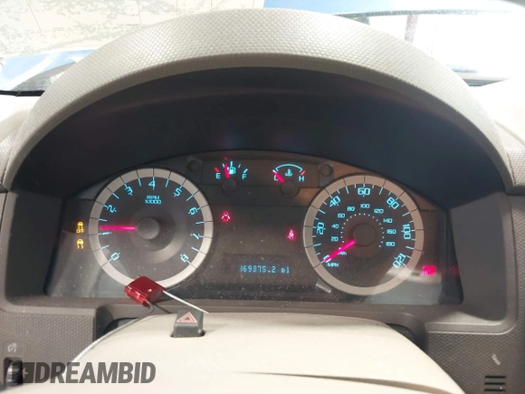 2011 Ford Escape XLS z VIN 1FMCU9C72BKB65226, wystawiony jako IAAI lot #42694360 z przebiegiem 169 375 mil mil oraz . Historia ofert i sprzedaży dostępna na DreamBid. Obrazek 7.