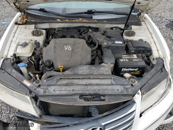 2011 Hyundai Azera GLS with VIN KMHFC4DD1BA540567, listed as a Copart auction lot 51870535 with 131,226 mi miles and Non Repairable. Bid and sale history available at carsss.com. Image 11.