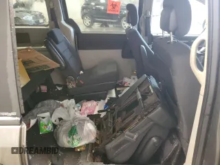 2010 Dodge Grand Caravan Hero with VIN 2D4RN3D12AR447193, listed as a Copart auction lot 52077085 with 178,885 mi miles and Non Repairable. Bid and sale history available at DreamBid. Image 11.