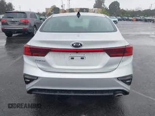 2021 Kia Forte LXS with VIN 3KPF24AD3ME268213, listed as a IAAI auction lot 41561861 with 22,544 mi miles and . Bid and sale history available at DreamBid. Image 17.