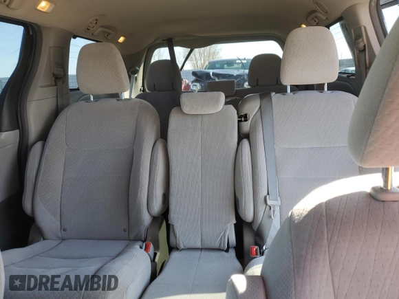 2015 Toyota Sienna LE AAS with VIN 5TDKK3DC6FS638638, listed as a Copart auction lot 51309815 with 167,944 mi miles and Clean Title. Bid and sale history available at DreamBid. Image 10.