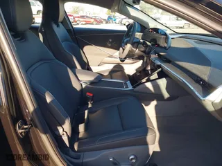 2025 Lucid Air Pure with VIN 50EA1PGA7SA004788, listed as a IAAI auction lot 41518561 with 1,872 mi miles. Bid and sale history available at carsss.com. Image 5.