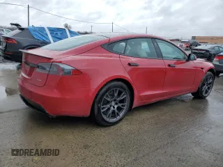 2021 Tesla Model S Plaid with VIN 5YJSA1E61MF436369, listed as a Copart auction lot 48505375 with 34,388 mi miles and Salvage Title. Bid and sale history available at carsss.com. Image 3.