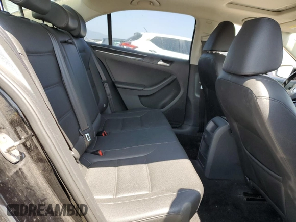 2016 Volkswagen Jetta SEL with VIN 3VWL17AJ8GM336946, listed as a Copart auction lot 62417745 with 88,879 mi miles and Clean title. Bid and sale history available at DreamBid. Image 10.