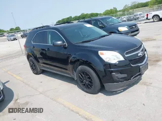 2013 Chevrolet Equinox LT z VIN 2GNALDEK5D6336096, wystawiony jako IAAI lot #42377550 z przebiegiem 180 952 mil mil oraz . Historia ofert i sprzedaży dostępna na DreamBid. Obrazek 1.