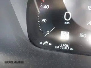 2018 Volvo XC60 Inscription with VIN YV4A22RL1J1010293, listed as a IAAI auction lot 42579713 with 111,081 mi miles and . Bid and sale history available at DreamBid. Image 15.