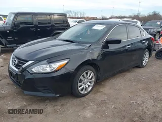 2016 Nissan Altima 2.5 S with VIN 1N4AL3AP6GN325652, listed as a IAAI auction lot 41661797 with 174,672 mi miles. Bid and sale history available at carsss.com. Image 2.