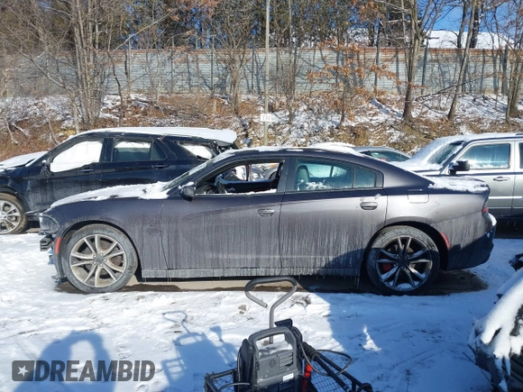 2015 Dodge Charger RT with VIN 2C3CDXCT8FH793301, listed as a IAAI auction lot 41340205 with 129,430 mi miles and . Bid and sale history available at DreamBid. Image 15.