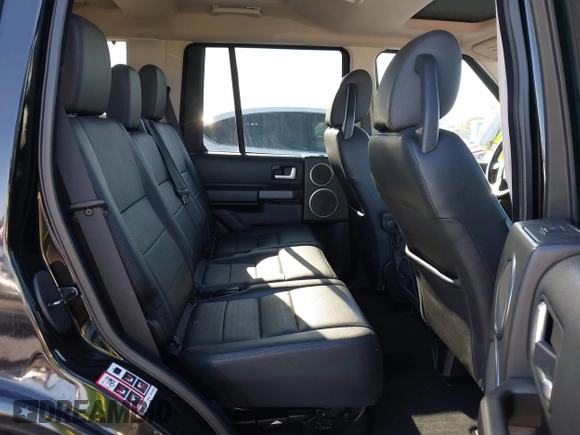 2005 Land Rover LR3 SE with VIN SALAE25425A322775, listed as a IAAI auction lot 41866103 with 127,888 mi miles. Bid and sale history available at carsss.com. Image 8.
