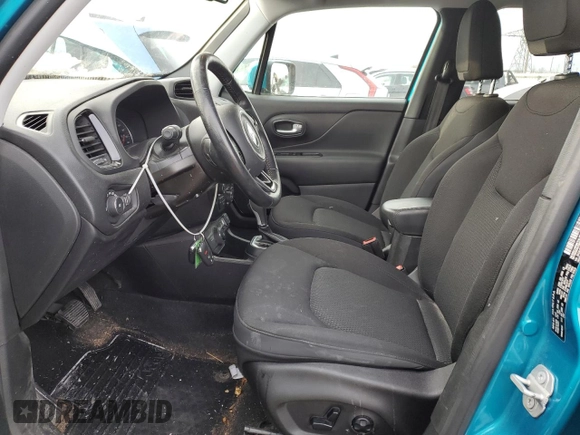 2020 Jeep Renegade Latitude with VIN ZACNJBBB6LPL34817, listed as a Copart auction lot 45463235 with 32,727 mi miles and Salvage Title. Bid and sale history available at carsss.com. Image 7.