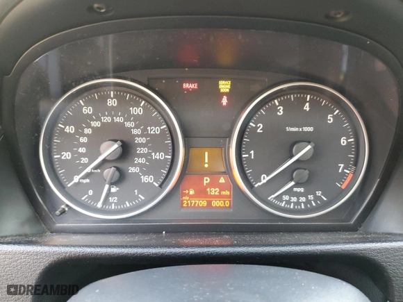 2013 BMW X1 xDrive28i with VIN WBAVL1C59DVR87374, listed as a Copart auction lot 49012675 with 217,709 mi miles and Clean Title. Bid and sale history available at carsss.com. Image 10.