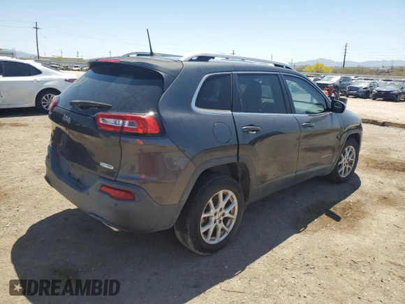 2017 Jeep Cherokee Latitude with VIN 1C4PJLCS0HW586444, listed as a Copart auction lot 52772195 with 194,101 mi miles and Clean title. Bid and sale history available at DreamBid. Image 3.