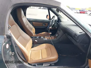 2000 BMW Z3 2.5L with VIN WBACH934XYLF89755, listed as a IAAI auction lot 41957754 with 59,727 mi miles. Bid and sale history available at carsss.com. Image 5.