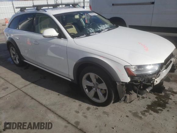 2015 Audi allroad Premium Plus with VIN WA1UFAFL0FA038560, listed as a Copart auction lot 82605264 with 128,158 mi miles and Salvage Title. Bid and sale history available at carsss.com. Image 4.