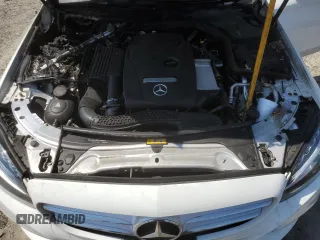 2017 Mercedes-Benz C 300 z VIN 55SWF4KB9HU220182, wystawiony jako Copart lot #62109395 z przebiegiem Nie podano mil oraz Szkoda całkowita • Salvage title. Historia ofert i sprzedaży dostępna na DreamBid. Obrazek 11.