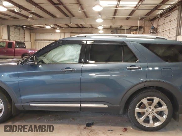 2020 Ford Explorer Platinum with VIN 1FM5K8HC7LGC23964, listed as a IAAI auction lot 41260236 with 43,975 mi miles. Bid and sale history available at carsss.com. Image 14.