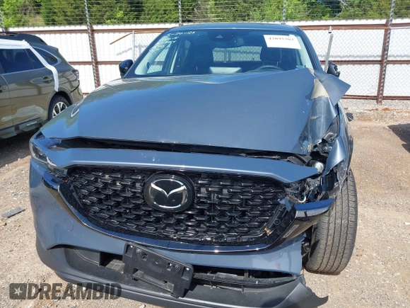 2024 Mazda CX-5 2.5 S Preferred Package with VIN JM3KFBCL9R0512272, listed as a IAAI auction lot 42095303 with 1 mi miles. Bid and sale history available at carsss.com. Image 11.