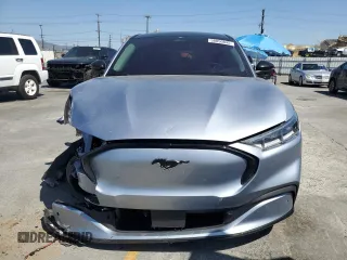 2022 Ford Mustang Mach-E Premium z VIN 3FMTK3R70NMA26901, wystawiony jako Copart lot #58850845 z przebiegiem 24 837 mil mil oraz Szkoda całkowita • Salvage title. Historia ofert i sprzedaży dostępna na DreamBid. Obrazek 5.