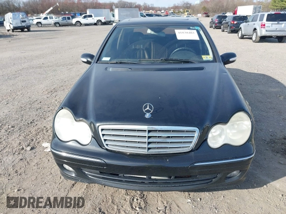 2006 Mercedes-Benz C 280 Luxury z VIN WDBRF92H86F796224, wystawiony jako IAAI lot #41838403 z przebiegiem 152 974 mil mil oraz . Historia ofert i sprzedaży dostępna na DreamBid. Obrazek 13.