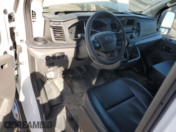 2024 Ford Transit Cargo with VIN 1FTBR3U89RKA32219, listed as a Copart auction lot 43834925 with 11,691 mi miles and Salvage title. Bid and sale history available at DreamBid. Image 8.
