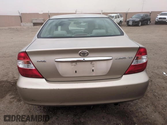 2004 Toyota Camry LE z VIN 4T1BE30K14U896302, wystawiony jako Copart lot #53611815 z przebiegiem 149 894 mil mil oraz Szkoda całkowita • Salvage title. Historia ofert i sprzedaży dostępna na DreamBid. Obrazek 6.