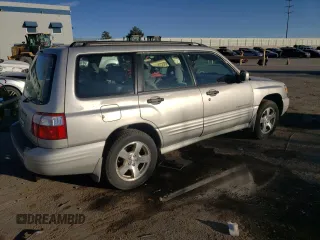 2001 Subaru Forester S w/Premium Pkg with VIN JF1SF65681H759804, listed as a Copart auction lot 46639995 with 178,529 mi miles and Salvage Title. Bid and sale history available at carsss.com. Image 3.