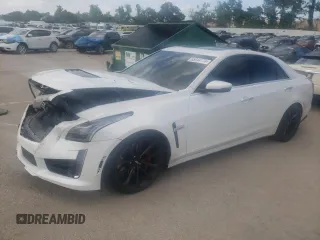 2018 Cadillac CTS-V z VIN 1G6A15S60J0157435, wystawiony jako Copart lot #65944174 z przebiegiem 24 918 mil mil oraz Szkody całkowita. Historia ofert i sprzedaży dostępna na DreamBid. Obrazek 1.