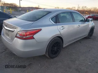 2013 Nissan Altima SV with VIN 1N4BL3AP3DC130944, listed as a IAAI auction lot 41245785 with 176,085 mi miles and . Bid and sale history available at DreamBid. Image 4.